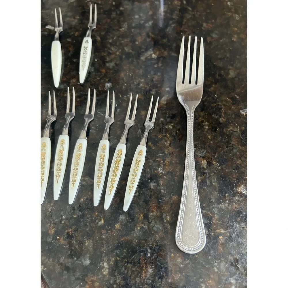 Vintage Set of 11 Appetizer Cocktail Forks White Gold Floral Heart Stainless
